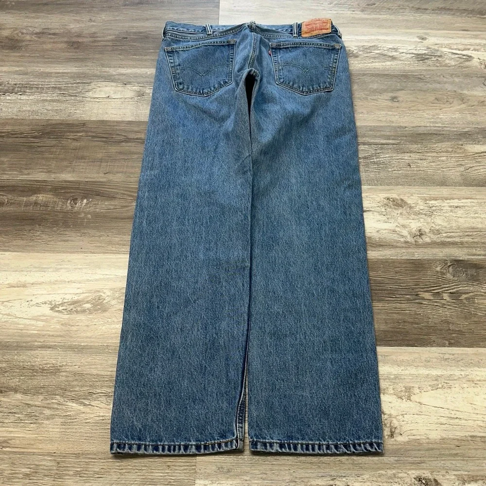 Levis‎ 505 Red Tab Mid Wash Blue Mens 36x32 Regular Fit Straight Leg Denim Jeans